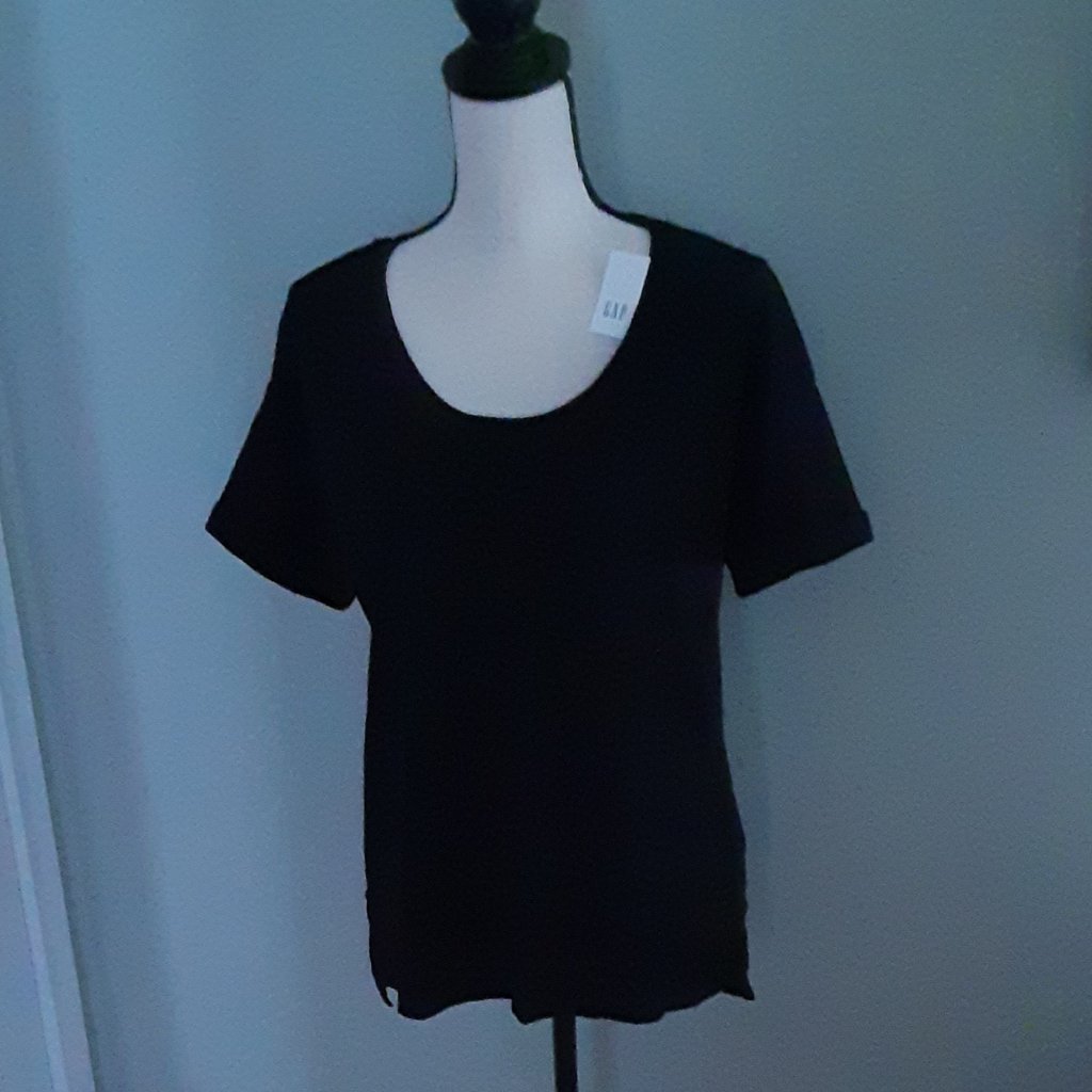 Gap Cuffed Tee